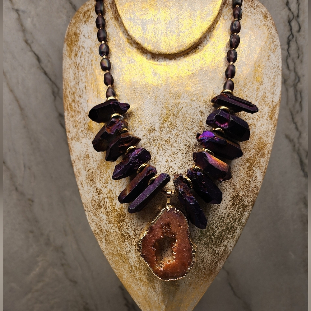 Druzy charm and quartz statement necklace.